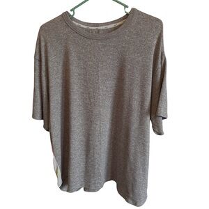 3/$20 DKNY Heather Gray Short Sleeve Tee